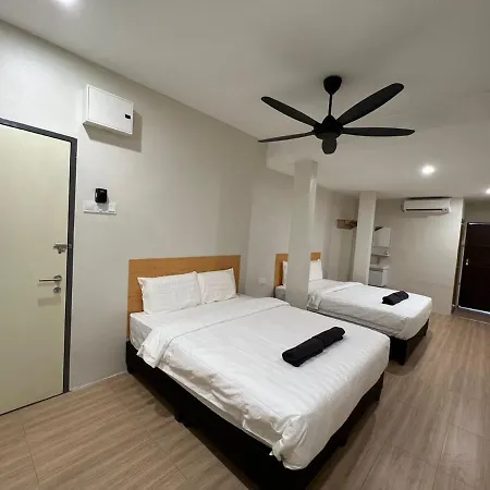 Homestay Suria Kuala Kangsar Exterior photo