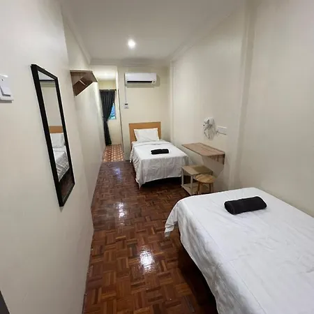 Homestay Suria Kuala Kangsar Exterior photo